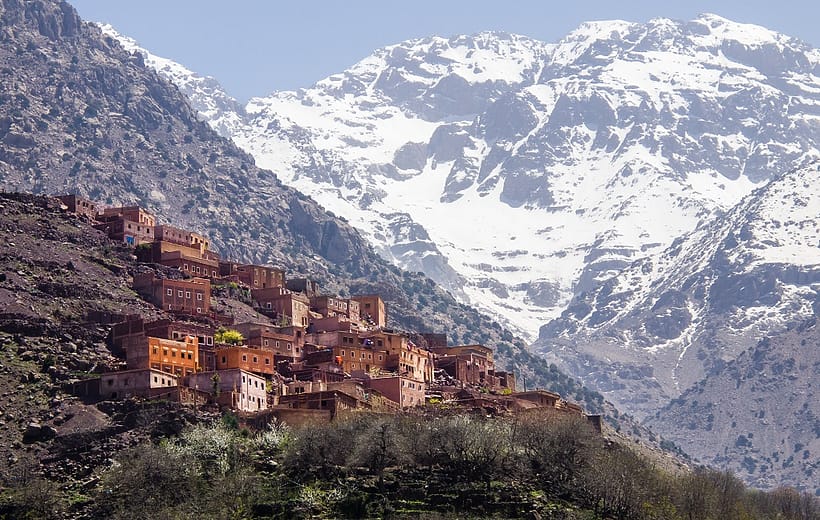 Éclats du Maroc: Voyage Familial à Travers le Temps et la Tradition