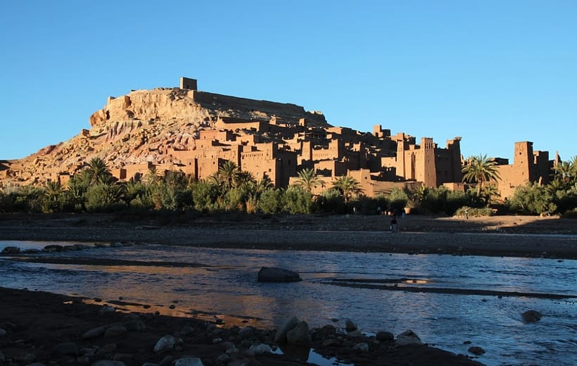 Symphonie Marocaine : De Marrakech aux Dunes Dorées, un Voyage Berbère Éblouissant